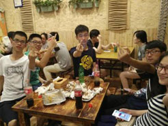石狮烧烤加盟,学烧烤技术,开烧烤店多少钱疯狂烤翅加盟
